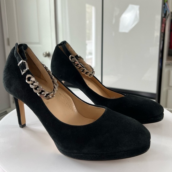 UKIES Nanogel Technology Black Soft Velvet Leather Heels W Silver Chain Size 8 - Picture 6 of 16